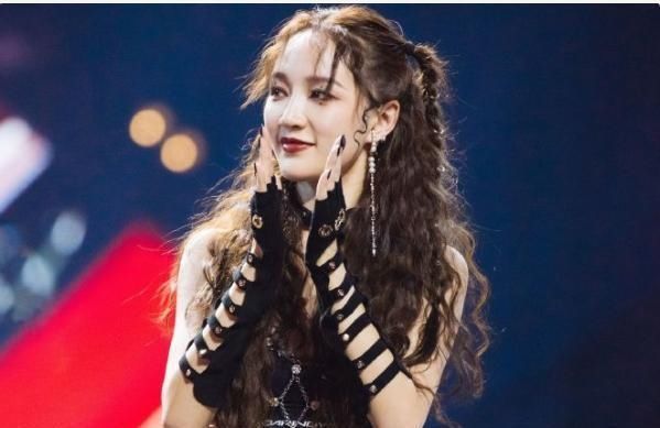  浪姐|《浪姐》三公演：金莎连续两次失误，万茜组却用实力登顶第一