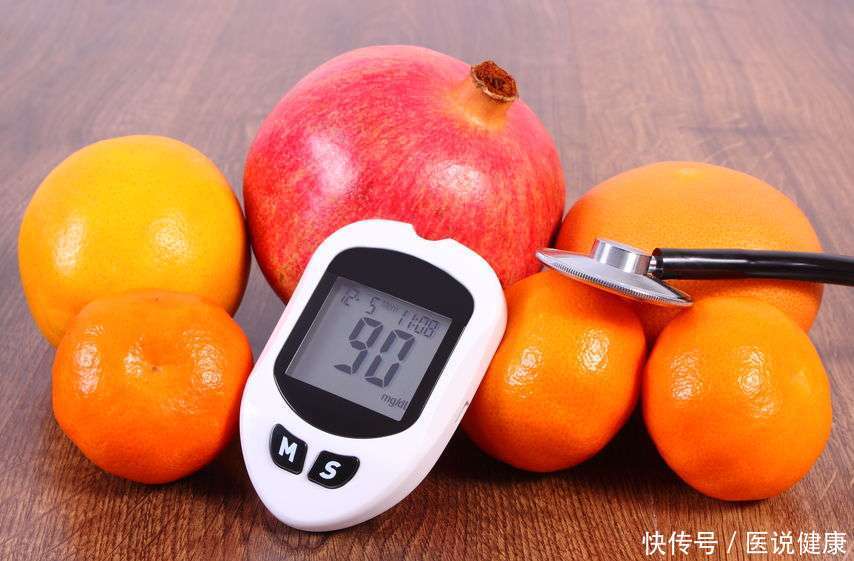 水果糖分高，糖友需忌食？医生：这7种水果可适量吃！2023