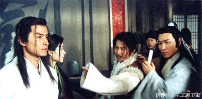  自我解释|古龙强行结尾怕被读者骂，于是在小说的结尾进行解释，实在有意思