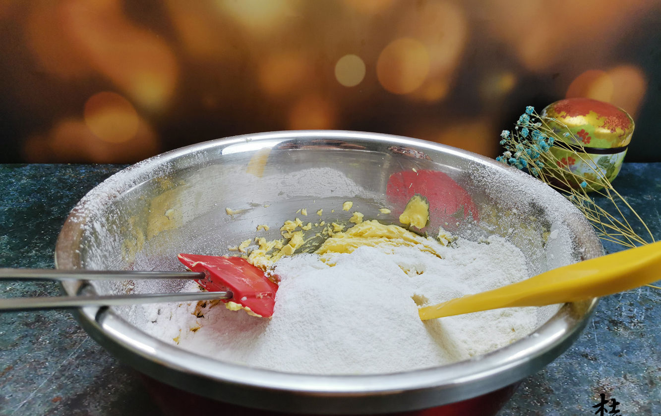  酥脆|只用蛋黄的饼干，搭配神秘食材，零添加更酥脆，加班族的小甜心