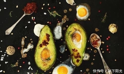 美食|米其林大厨推出一款美食叫做“油炸空气”，售价为200元人民币