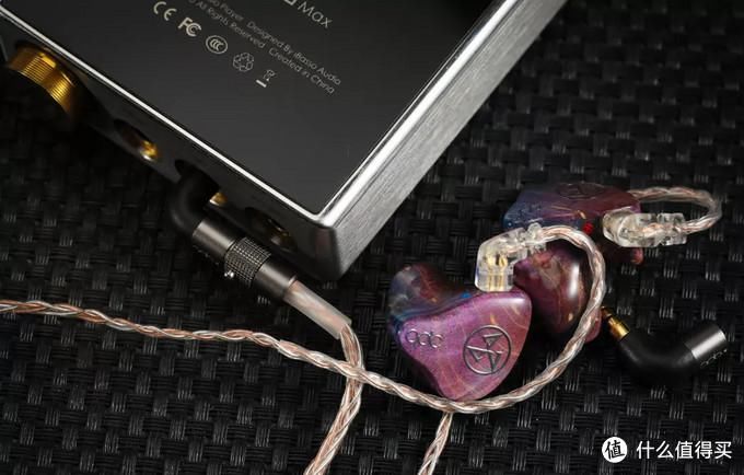  魔圈|焕开箱丨打脸我两次的耳机，qdc魔圈三动圈定制私模耳机开箱简评