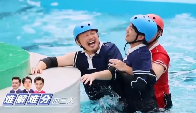  红队|《奔跑吧》全员“大乱斗”，红队能赢全靠蔡徐坤，有无剧本很明显