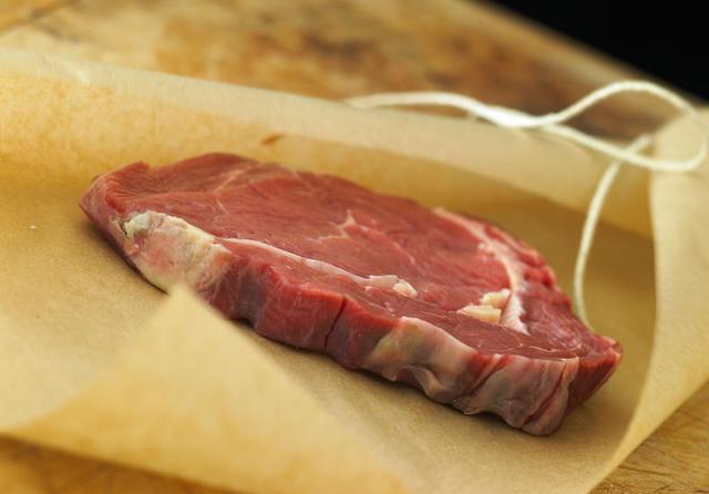  区别|50块和500块的牛排，有什么区别？