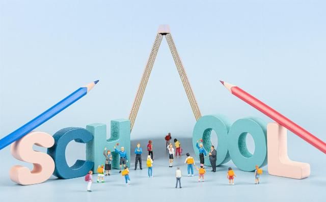 销售|靠哑铃、口罩“谋生”的“手帐”用品商：欧美市场拖累利润，现金流入不敷出