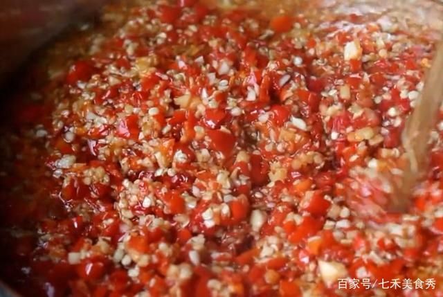 下饭|用祖传20年的秘方做辣椒酱,又香又辣,开胃下饭,放1年不坏