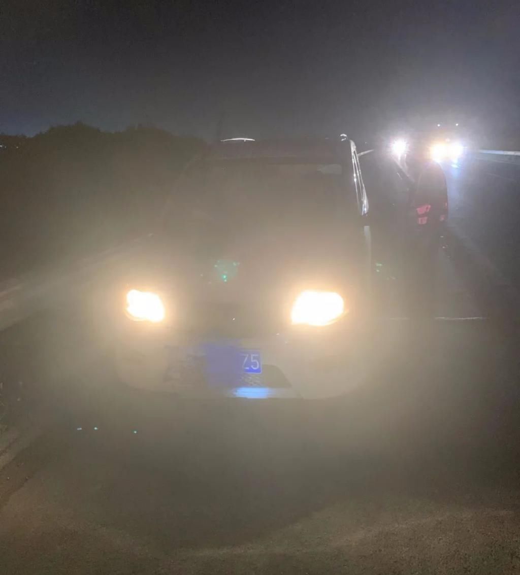  高速|容城高速交警曝光：冀D54***、京KEN***、冀GN8***