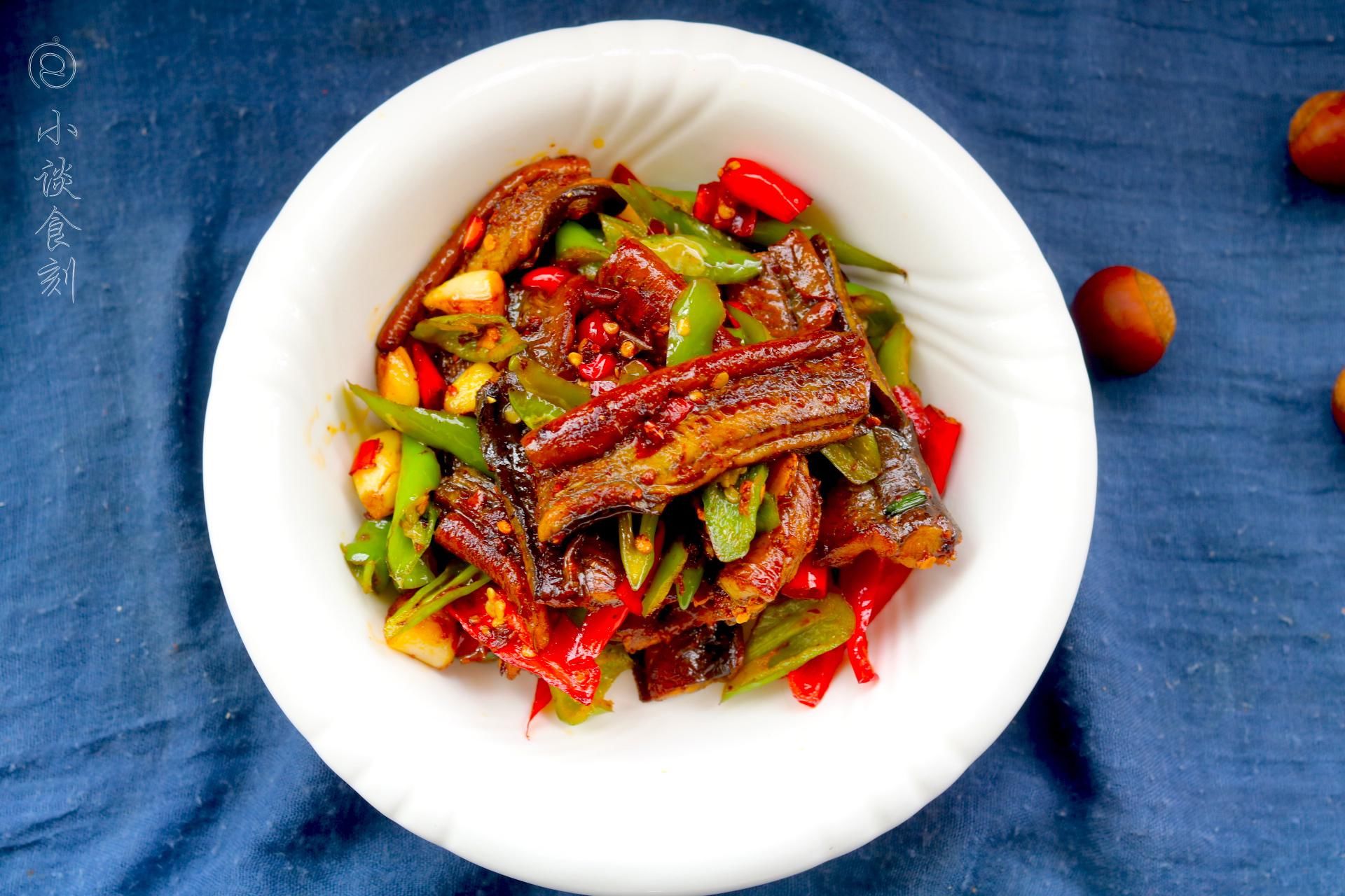 鳝鱼|入秋后，少吃猪肉多吃它，价格比猪肉低了1倍，吃起来还特下饭