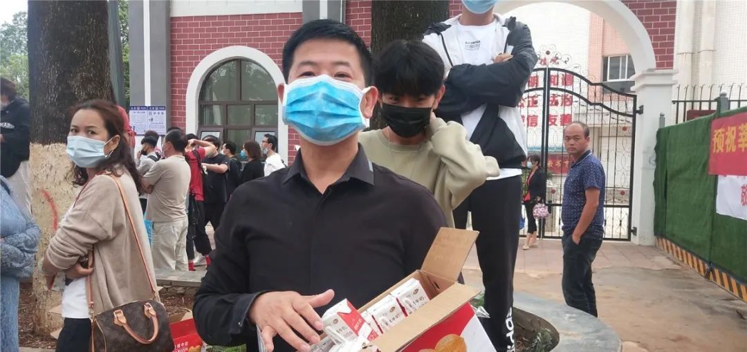  考生|图集丨云南高考首日直击：每一张安静的考桌都来之不易