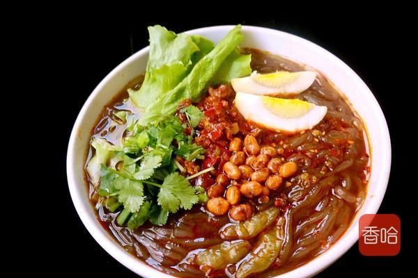  在家|夏天就爱吃它！教你在家做正宗酸辣粉，地道又过瘾