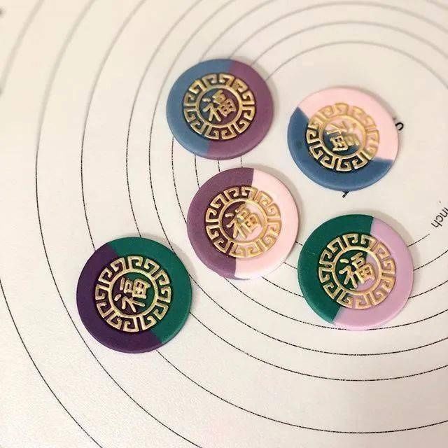 包袱蛋糕|脑洞太大韩国小姐姐晒神秘蛋糕,引百万粉丝每天催更太美了,每一张都让我流口水…