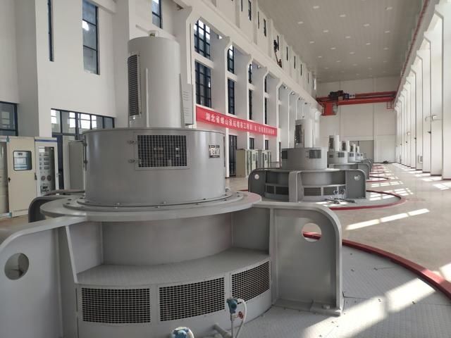  排涝能力|记者探访湖北省最大二级排涝泵站：开机近一月 满负荷排涝