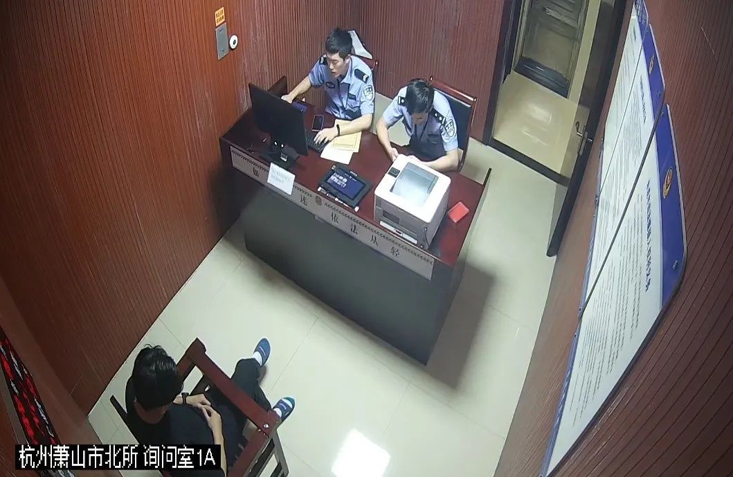 黄某某|3男1女被拘！都是“因为爱情”