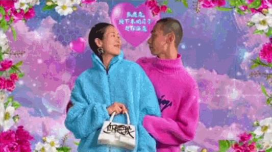  巴黎|90年代乡村影楼风？巴黎世家七夕广告遭网友群嘲