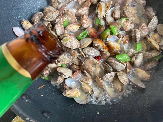 花蛤|爆炒花蛤,营养丰富,香辣开胃超下饭