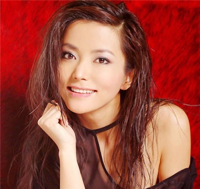 患癌|2009年,李钰患癌去世穿婚纱下葬,男友汪雨后来怎么样了?