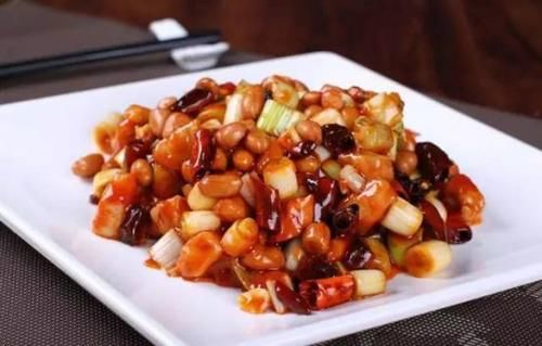 蒜蓉辣酱|荤素搭配营养丰富的美食，简单好吃又实惠，来试试吧很方便