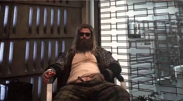  赛麟迈|网上“约架”媒体人，赛麟迈迈仍难改“老年代步车”形象