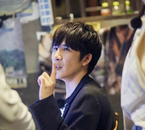  恐怖|《密逃2》只剩恐怖？杨幂邓伦人设单一，大张伟提合约平等