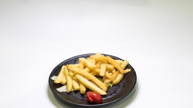  新手|和麦当劳一样好吃的炸薯条配方，简单卫生，新手一次就能成功！