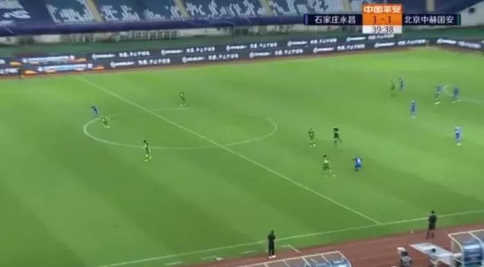  双喜临门|世界波破门+女儿出生！34岁穆里奇双喜临门，60米精准长传化身孔卡