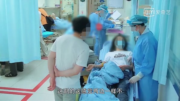  洪金宝|68岁洪金宝近照被疯传，暴瘦脱相：纵欲上瘾可能正在惩罚你....