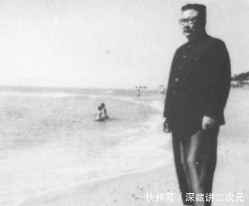 国级|两个大人物大打了一架,后来一人成开国上将,另一人成正国级领导