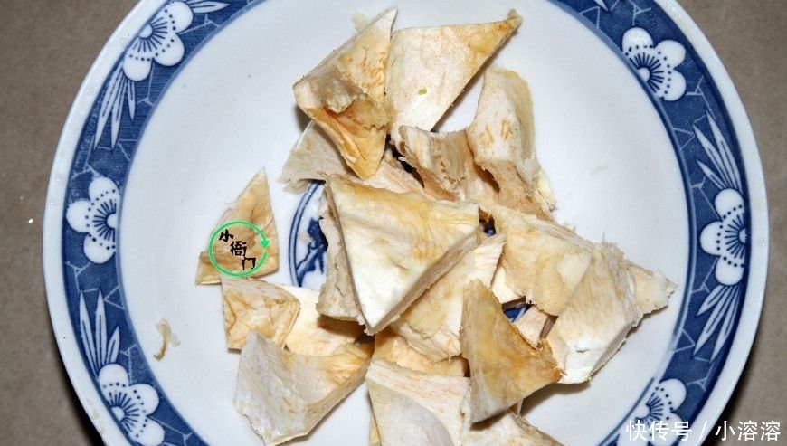  人参|吃榴莲，壳别扔，这样做美食，比人参还营养！