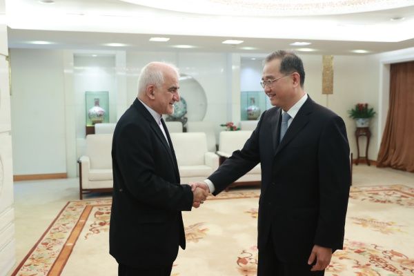 外交部副部长邓励会见伊朗离任驻华大使克沙瓦尔兹扎德