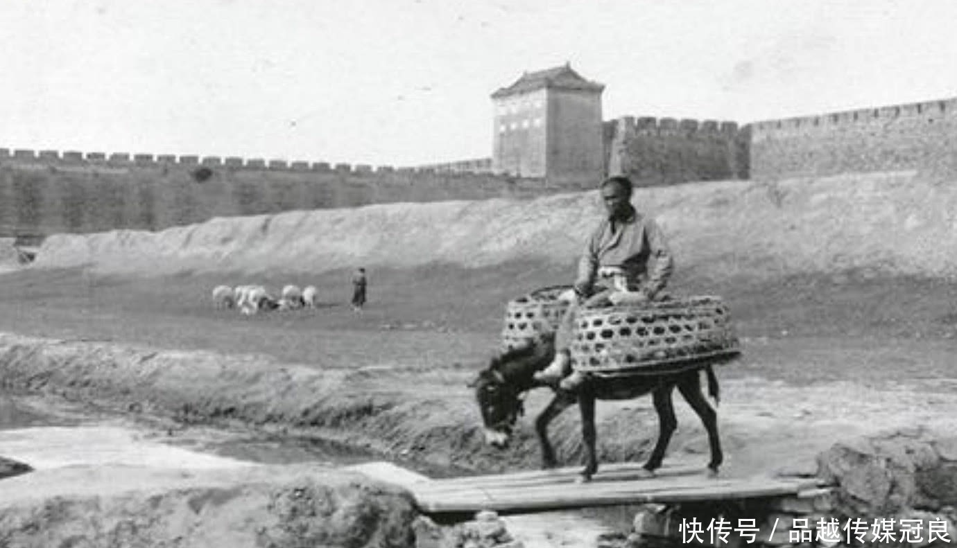 菜市口|晚清老照片:吸食鸦片的女人和在菜市口被凌迟的囚犯