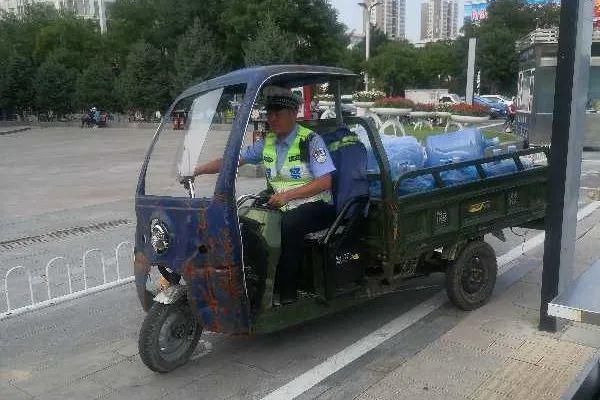 四轮车|文明之忻丨忻州主城区严禁无牌三、四轮车通行，发现一辆查扣一辆