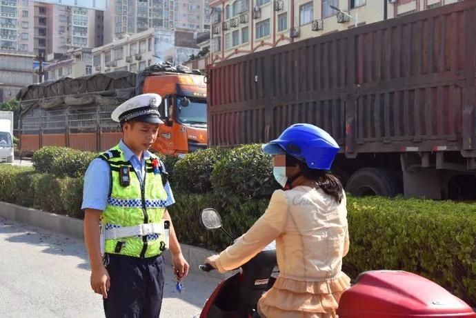 开车|百日百警丨全城严查！开车上路的你一定要注意......