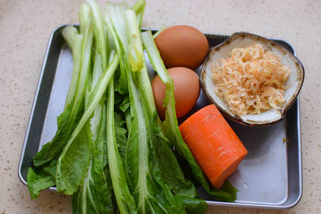  小白菜|不用发面不用等，比包子简单比饺子省事，早上起来蒸一锅，饭菜都有了