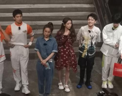  没想到|没想到《创3》资源最好的是姜贞羽，先一步上综艺，还和杨洋同框