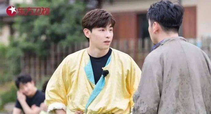  越来越|《极限挑战》：邓伦越来越“腹黑”，任嘉伦初次参与，更胜一筹