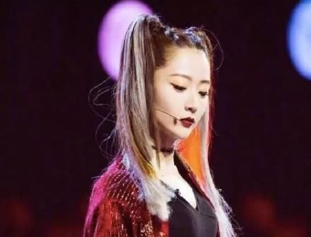  拍广告|“淘汰赛”变“替代赛”？被指赛制不公的背后，黄圣依沦为牺牲品？