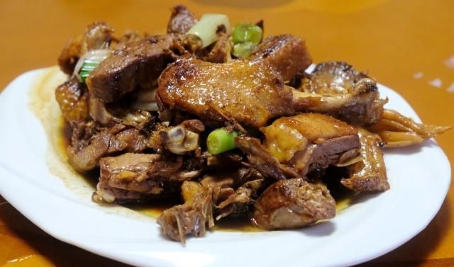 下饭|就着风景下饭,这一城风景半城美食,就等你啦!