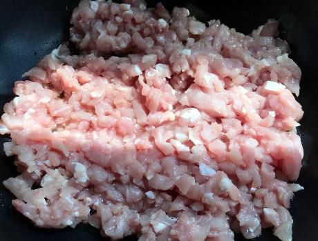  健康|香菇肉酱不用买了，20块钱做一碗，比超市的更健康，怎么拌都好吃