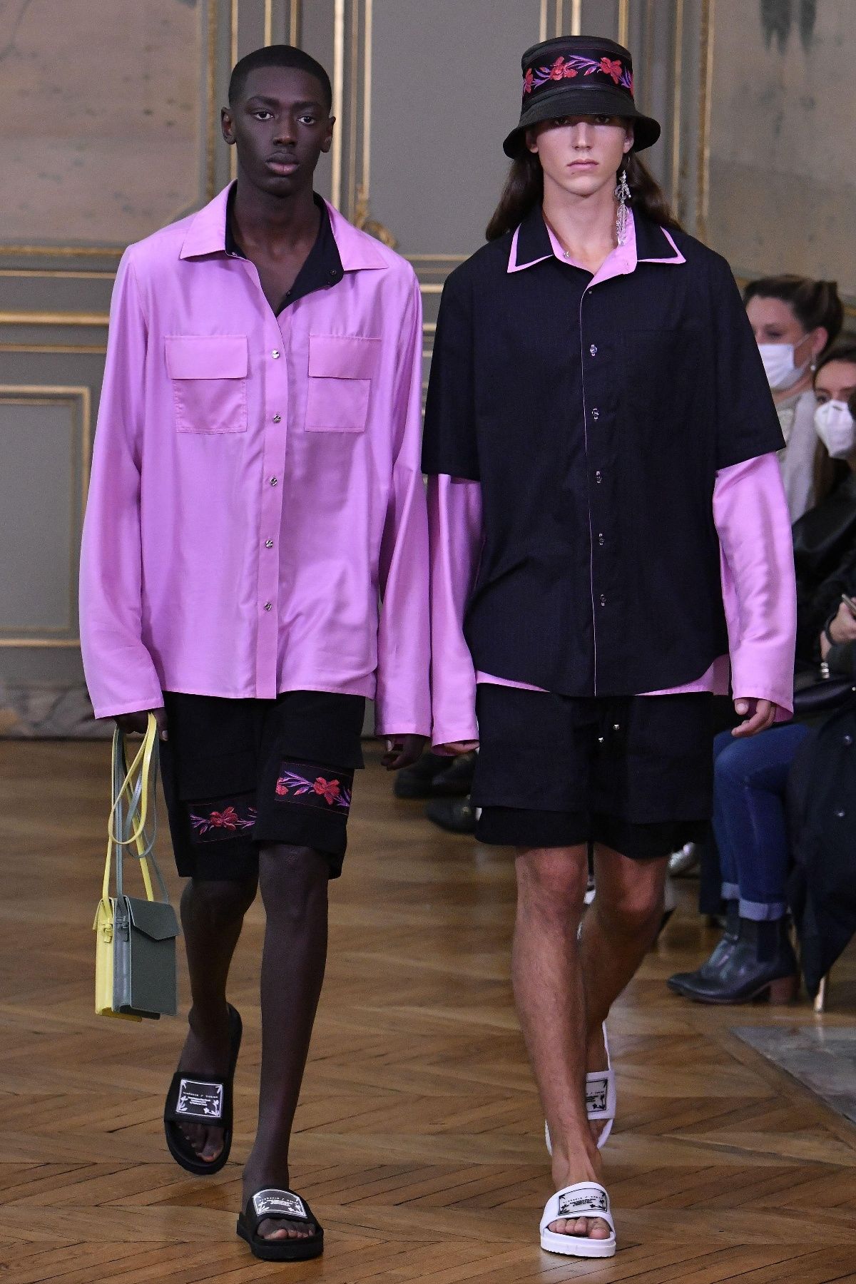 时装秀|巴黎时装周——Victoria Tomas品牌时装秀