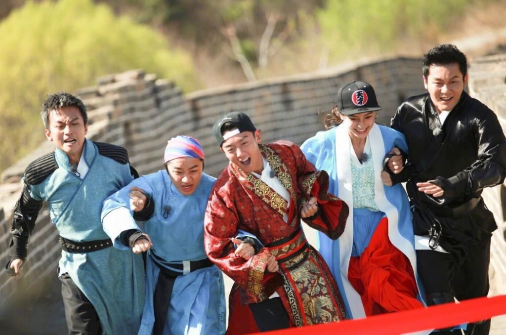  奔跑|《奔跑吧》第100期播出，郑恺发文感叹：他是唯一全程不缺席的人