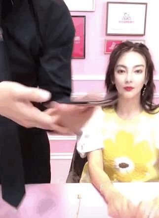  小看|只会持靓行凶？小看她了