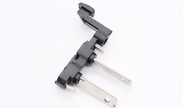  充电|万旅45W快充旅行转换插座拆解，一个便可走遍世界