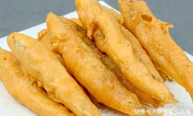  面粉|炸小鱼裹面粉还是淀粉？记住正确做法，金黄酥脆不扎嘴，越嚼越香