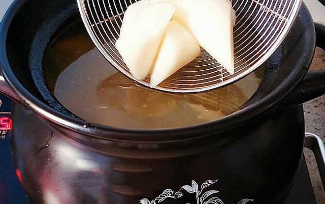  营养|秋季吃山药有新搭配，保证营养还要降秋燥，不容错过的一道汤