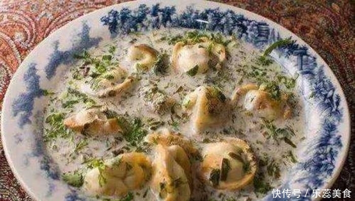 称为|看完俄罗斯人的一日三餐,才知为何被称为战斗民族,一顿够吃一天