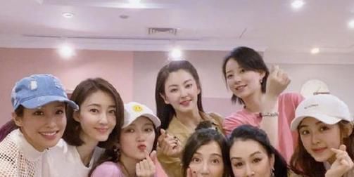 吴昕|《乘风破浪的姐姐》冲浪榜扭转乾坤, 阿朵登顶, 吴昕直跌, 复活名额已定