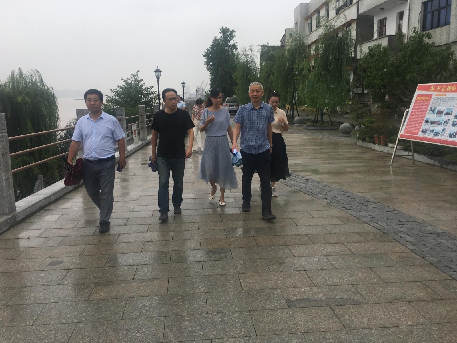  文物保护|省文化和旅游厅调研猇亭区历史文化街区和文物保护工作