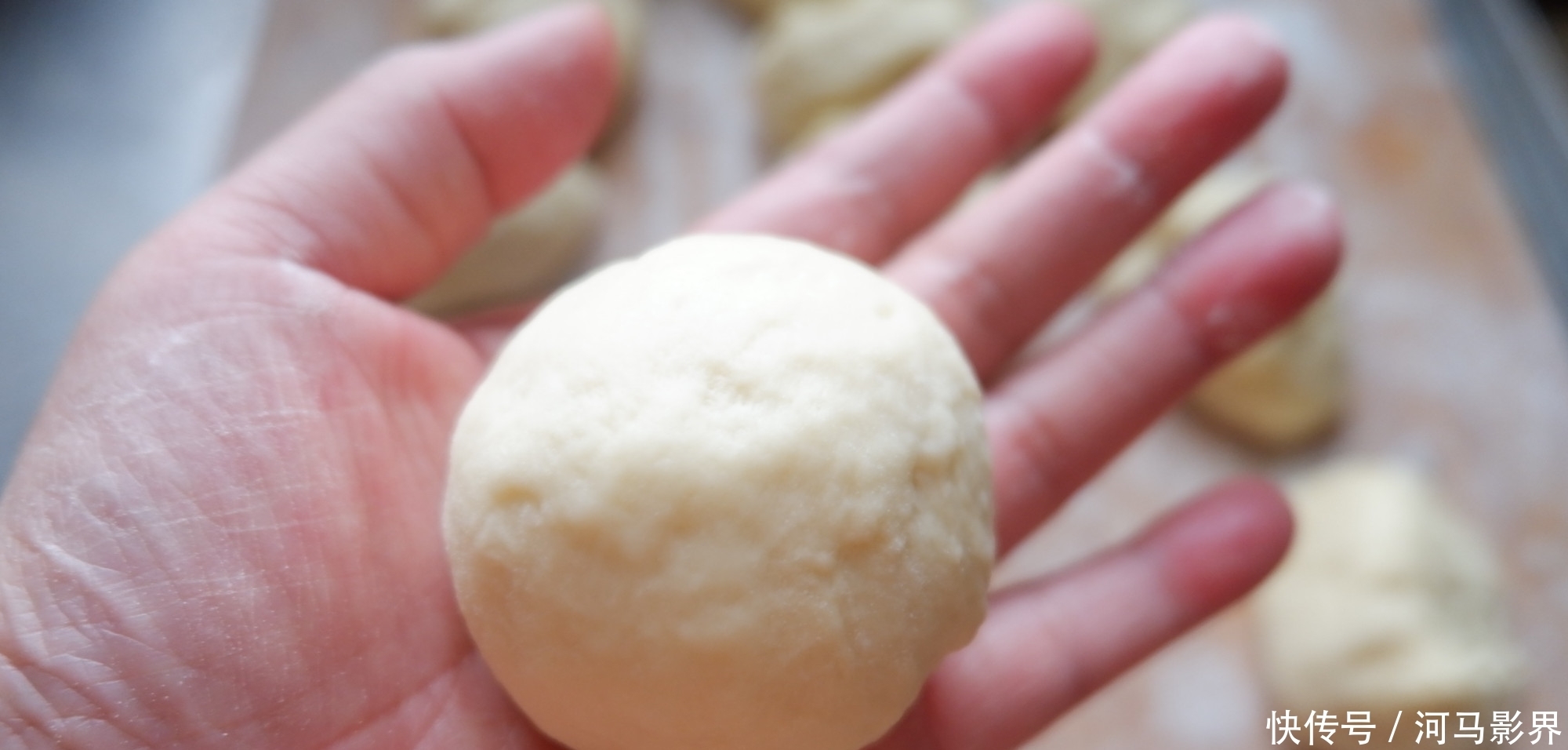  中筋面粉|无糖版的普通的中筋粉汉堡包就是这么简单