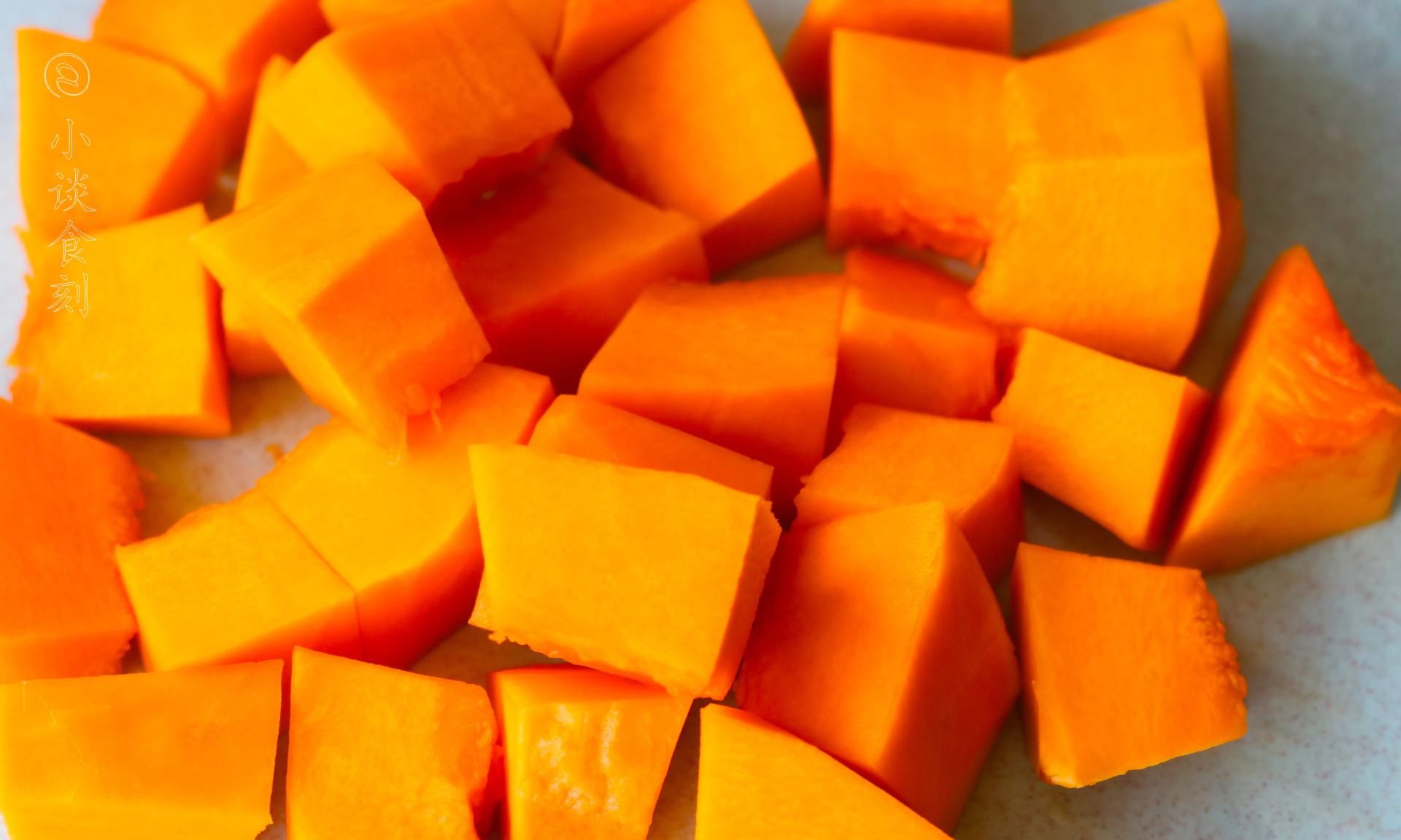 包子|早餐,用这三样食材煮一锅粥,比馒头包子有营养,比喝牛奶还滋补