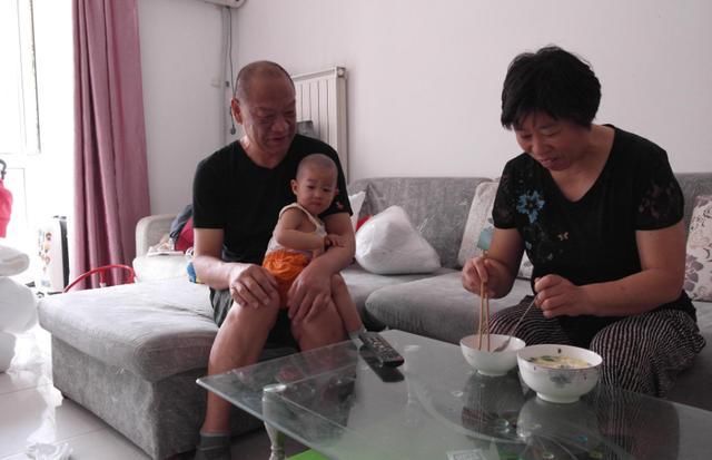  牛师傅|这碗“毒面条”已毁了许多孩子与家庭，为人父母，要恪守爱的分寸